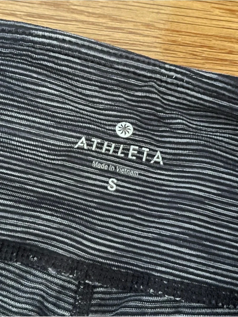 Girls' Active Capri Leggings - Heathered Black